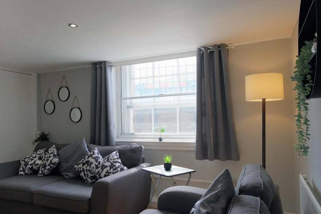 Seymour Townhouse By Serviced Living Liverpool Exteriér fotografie